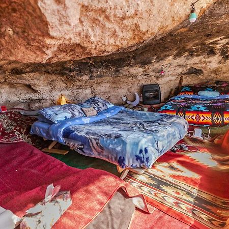 Cave, Yurt, Bubble And Other Glamping Adventures Hotell Sedona Exteriör bild