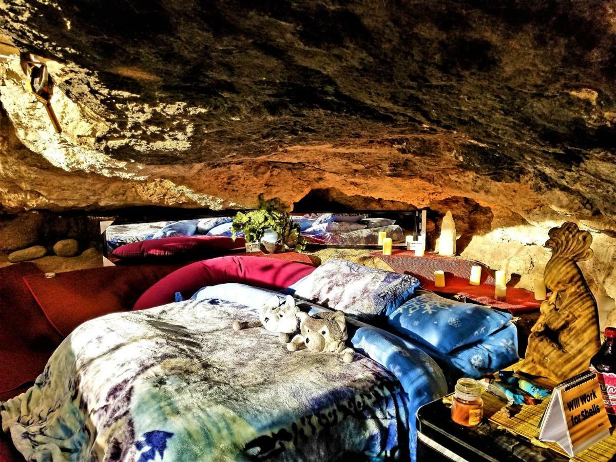 Cave, Yurt, Bubble And Other Glamping Adventures Hotell Sedona Exteriör bild