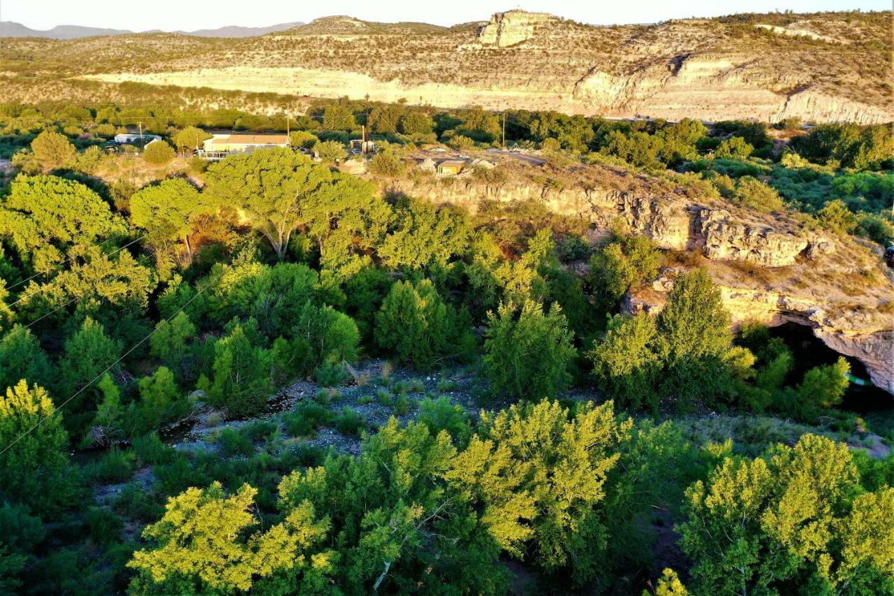 Cave, Yurt, Bubble And Other Glamping Adventures Hotell Sedona Exteriör bild
