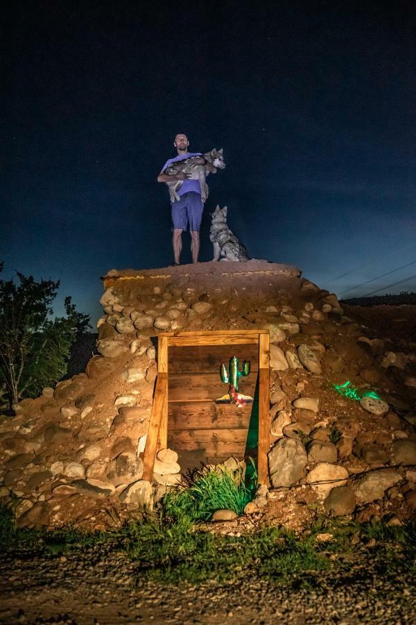 Cave, Yurt, Bubble And Other Glamping Adventures Hotell Sedona Exteriör bild